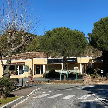 Avec Piscine, Vue Golf A Maxime Apartament *