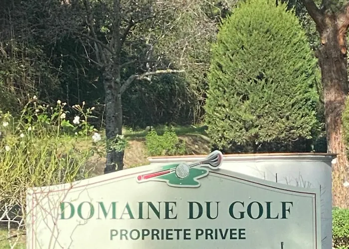 Avec Piscine, Vue Golf A Maxime Apartment Sainte-Maxime